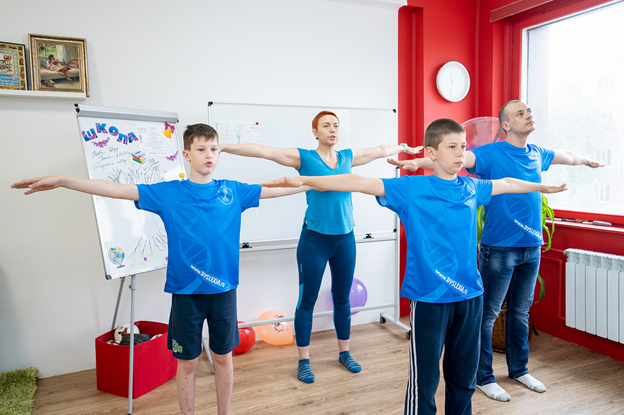 Дети с дислексией тренируют координацию движений